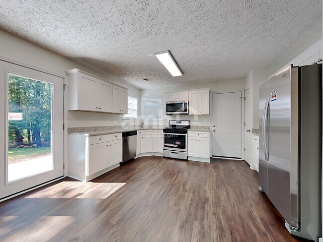 Foto del edificio - 7003 Woodfield Way