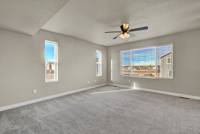 Building Photo - 10392 Horton Dr
