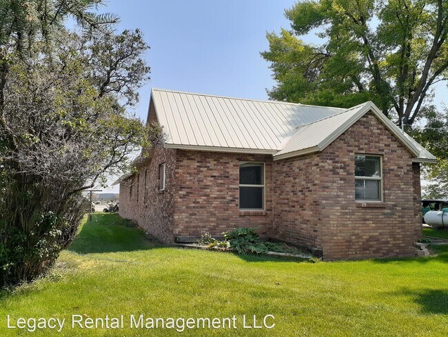 Building Photo - 3 br, 2 bath House - 6788 N Yellowstone