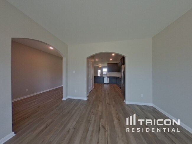 Foto del edificio - 13605 Fehrman Rd
