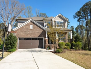 Building Photo - 2800 Lemnos Dr