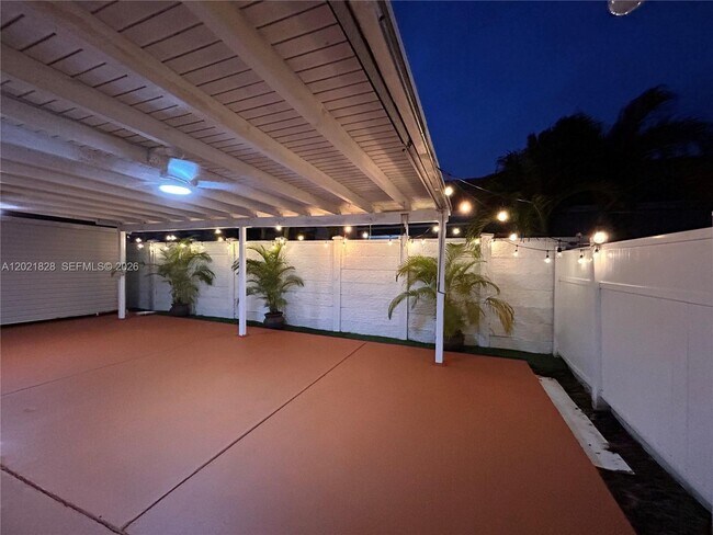 Foto del edificio - 14956 SW 39th St