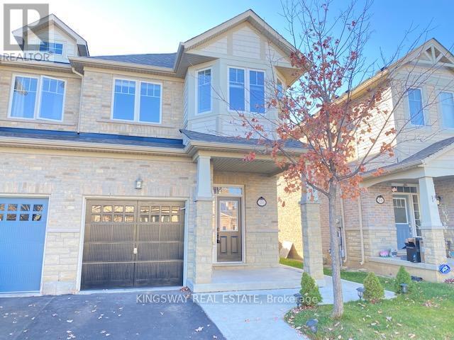 Photo principale - 26 Cedarcrest St