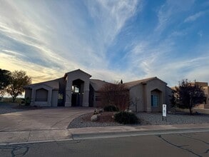 Building Photo - 2622 Tres Lagos