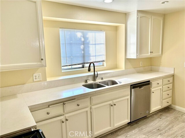 Foto del edificio - 10863 Chestnut St