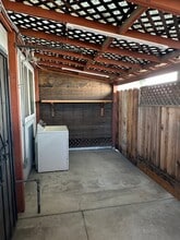 Building Photo - 310 W Lupton St