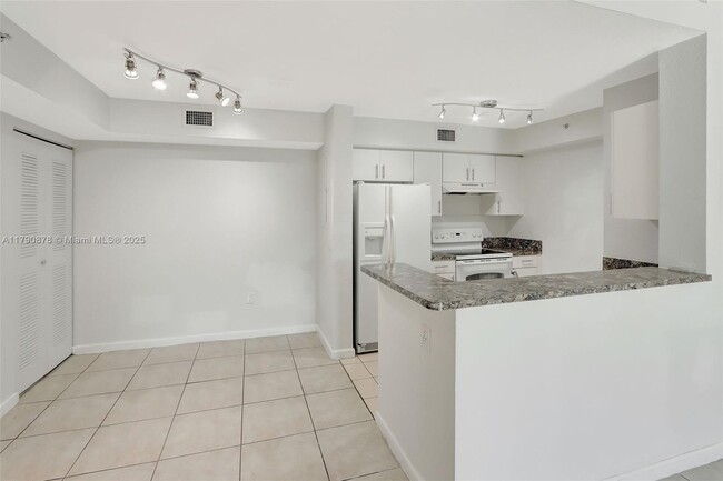 Building Photo - 15400 SW 284th St