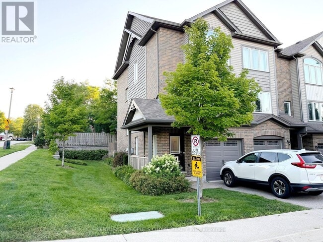 Building Photo - 12 Poplar Dr
