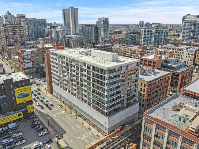 Aerial View Exterior - 630 N Franklin St
