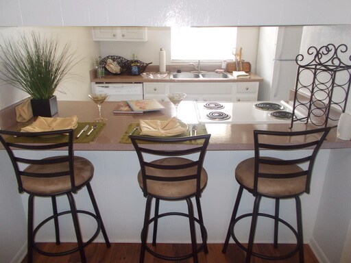 Primary Photo - 5522 Terrace Ct