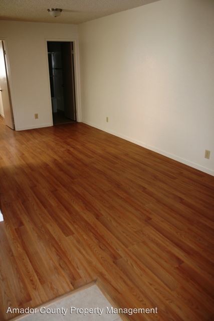 Foto del edificio - 8365 Stevenson St