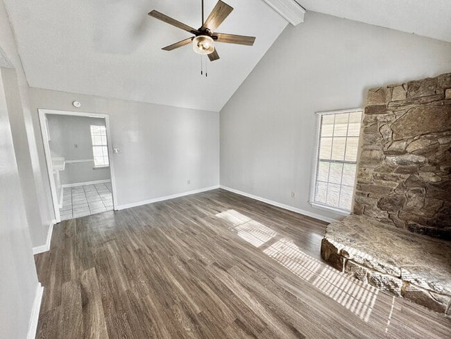 Building Photo - 7312 Countryside Road