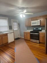 Building Photo - 31 Forest Ave