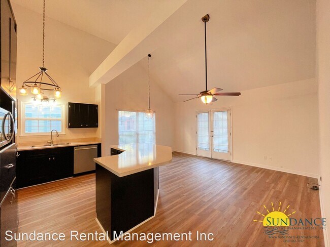 Building Photo - 2 br, 1 bath House - 2617 Windsor Lane N