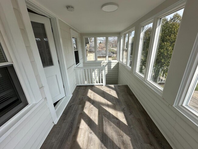 Foto del edificio - 416 N Central Ave