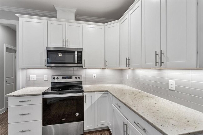 Foto del edificio - Charming 4 Bed, 3Bath in Clayton, NC