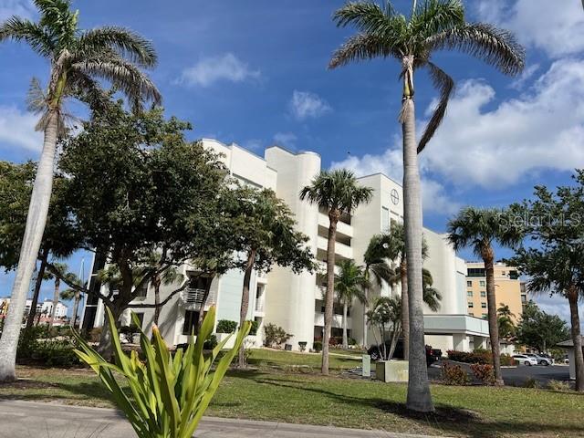 Foto del edificio - 3020 Matecumbe Key Rd