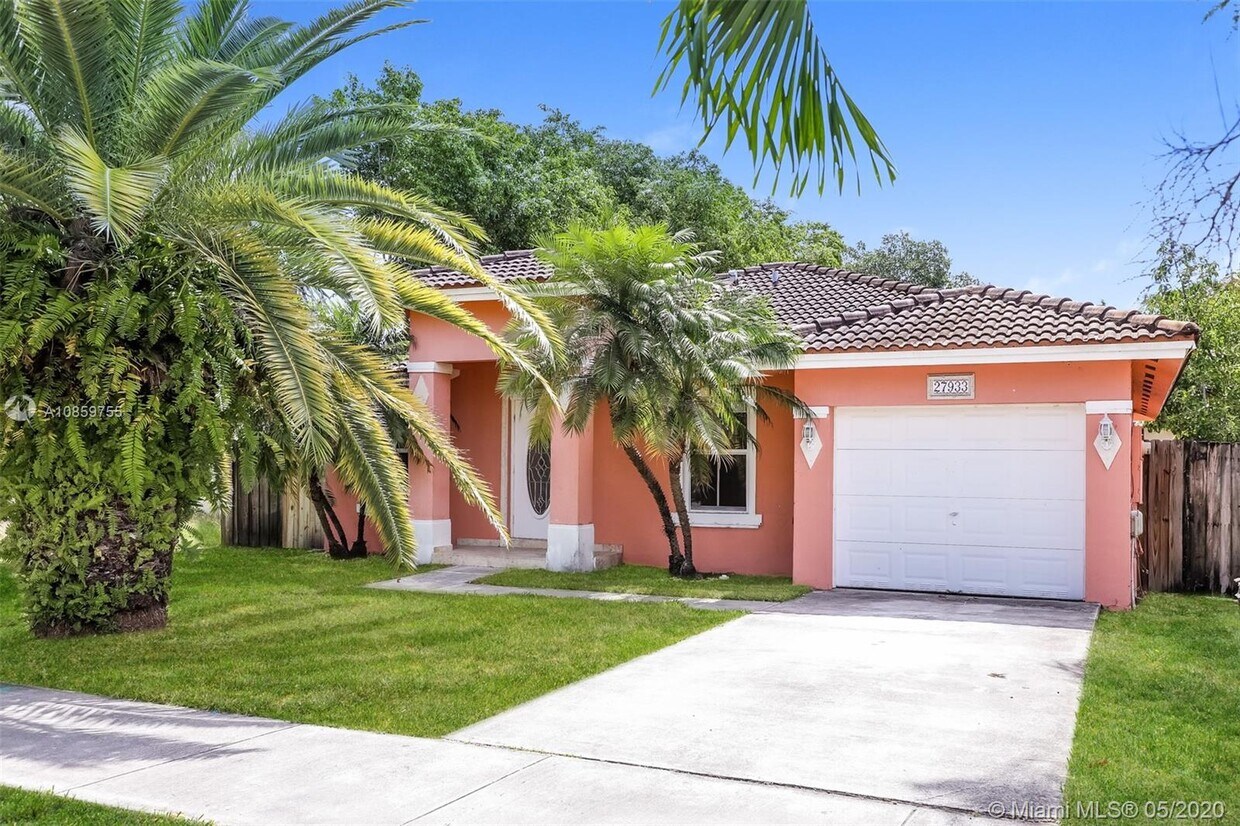 27933 SW 136th Pl, Homestead, FL 33032 House for Rent in Homestead