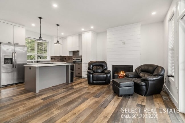 Building Photo - 63886 Beech AvenueA
