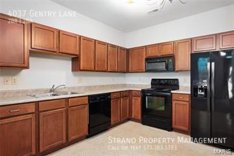 Building Photo - 4037 Gentry Ln