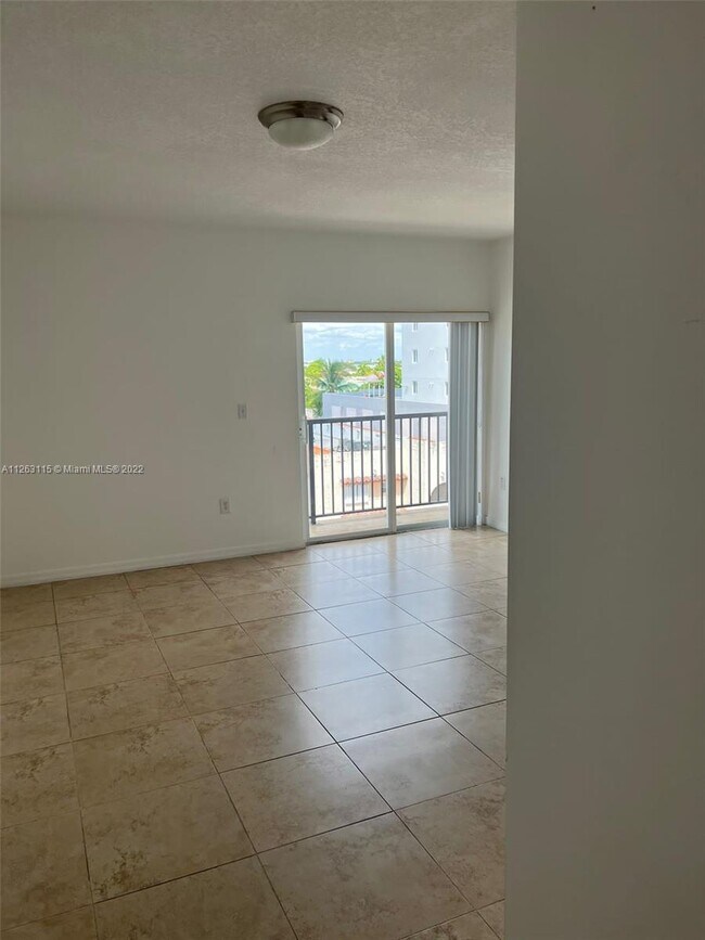 Foto del edificio - 435 SW 12th Ave