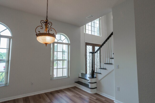Building Photo - 18911 Apian Way