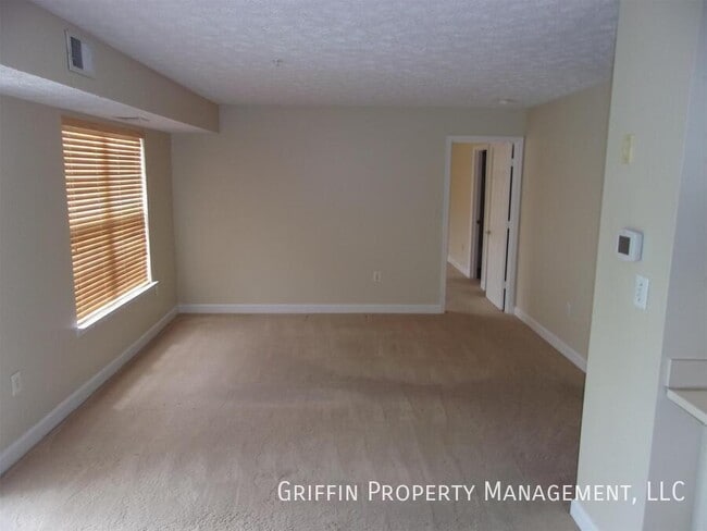 Building Photo - 6600 Saint Ignatus Dr-301