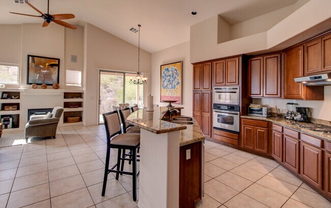 Building Photo - 4399 N Ocotillo Canyon Dr