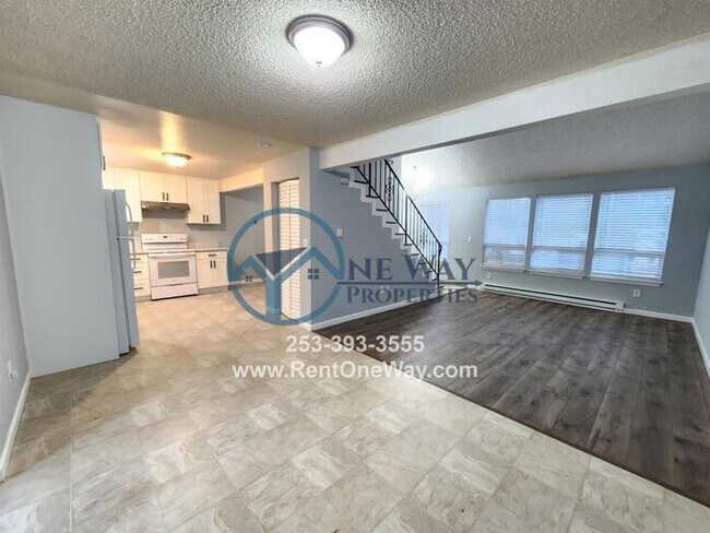 Building Photo - 3624 159th St E