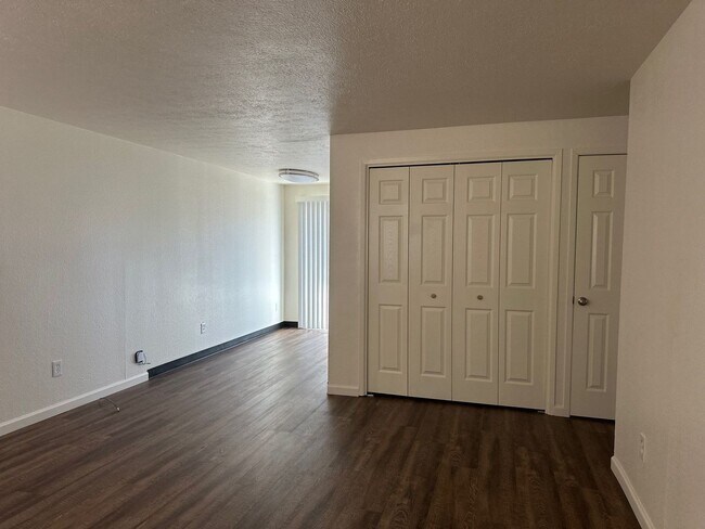 Foto del edificio - 1420 Pleasant Ave