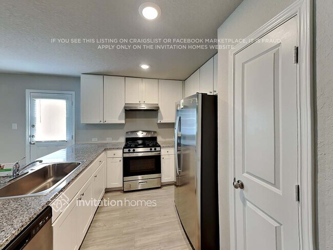 Foto del edificio - 3322 Carducci Dr