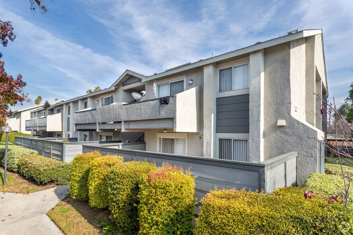 Concord Place Apartments In Riverside Ca Westside Rentals