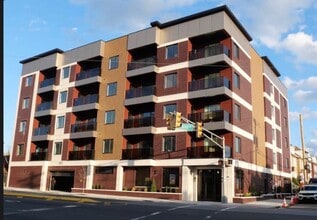 Building Photo - 8800 John F. Kennedy Blvd