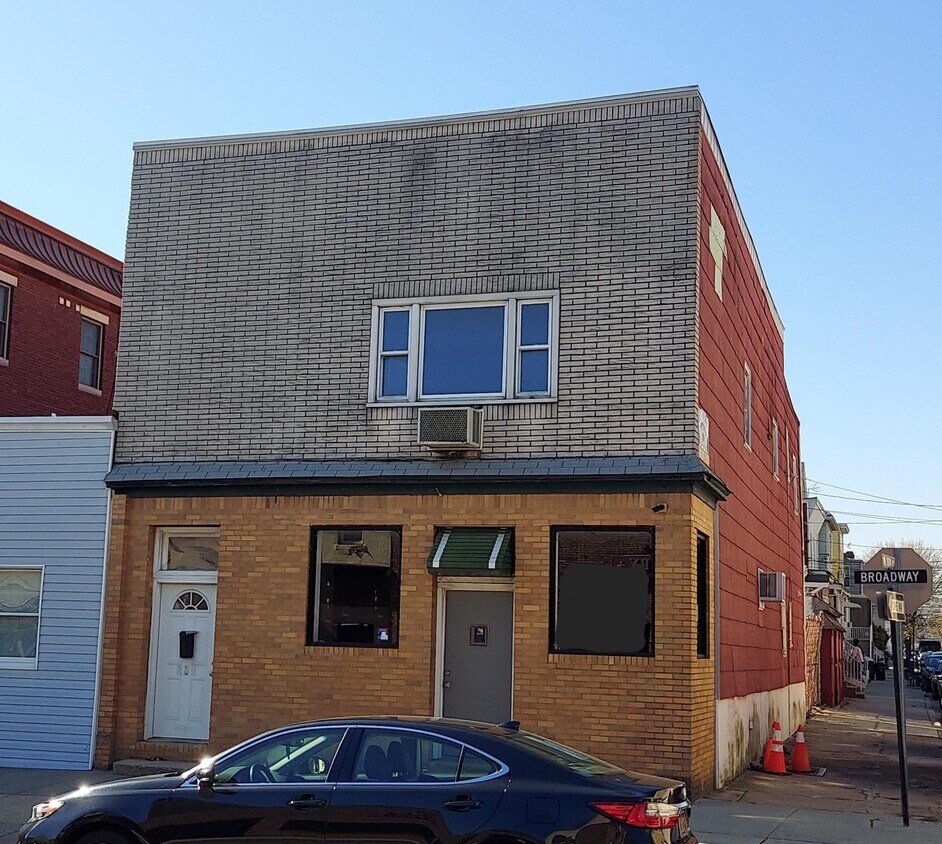 Primary Photo - 263 Broadway