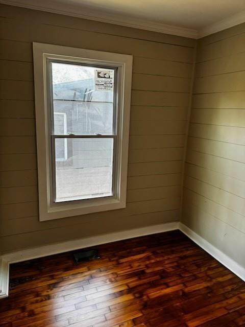 Foto del edificio - 1332 McClelland Ave