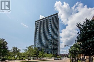 Building Photo - 105 The Queensway