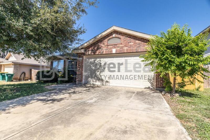 Foto principal - 8931 Walnut Springs