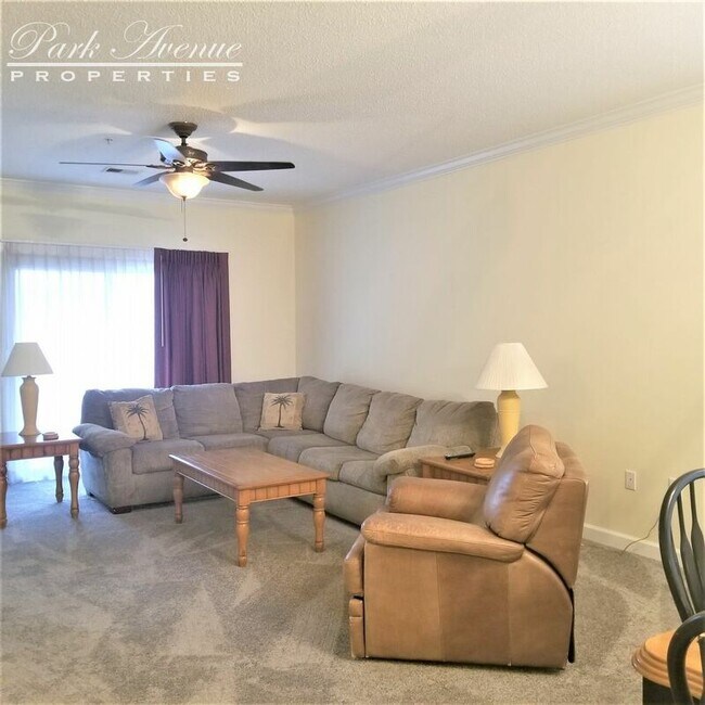 Building Photo - 332 Kiskadee Loop