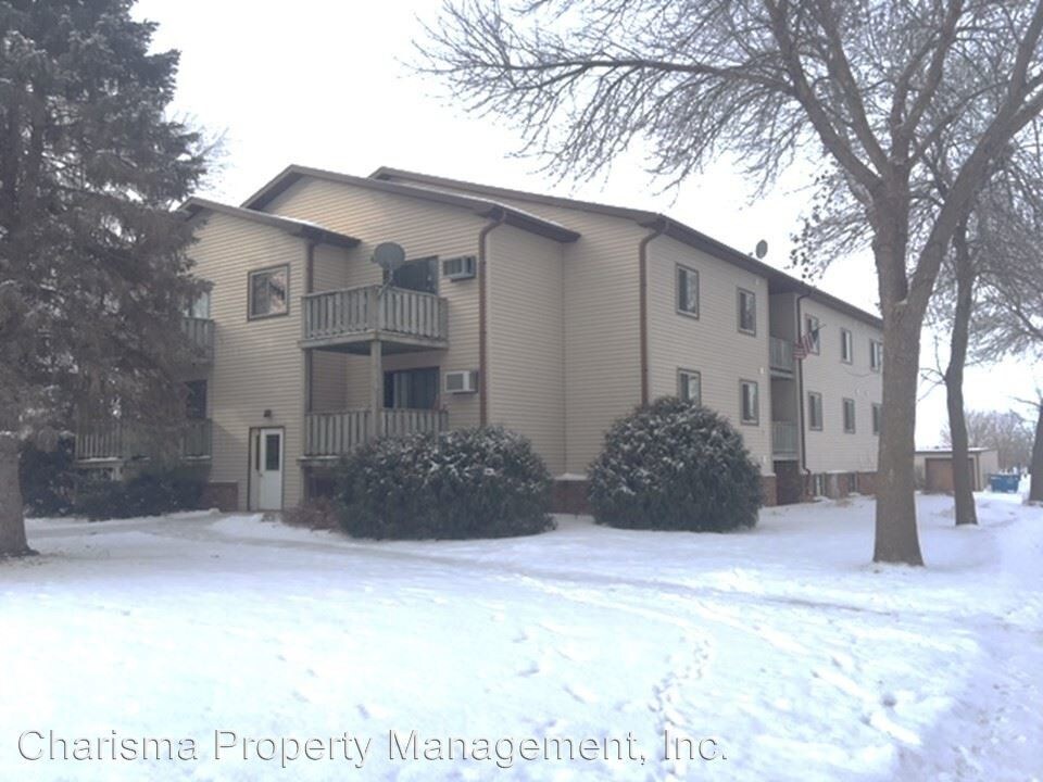 Primary Photo - 920 2nd St NW