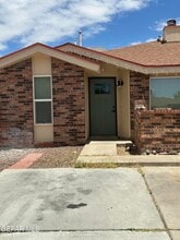 Building Photo - 1516 Greg Powers Dr