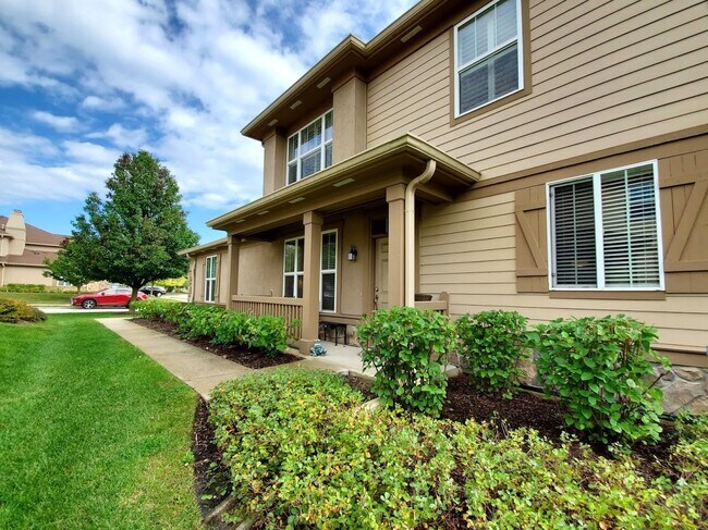 Foto del edificio - 1914 Crenshaw Cir