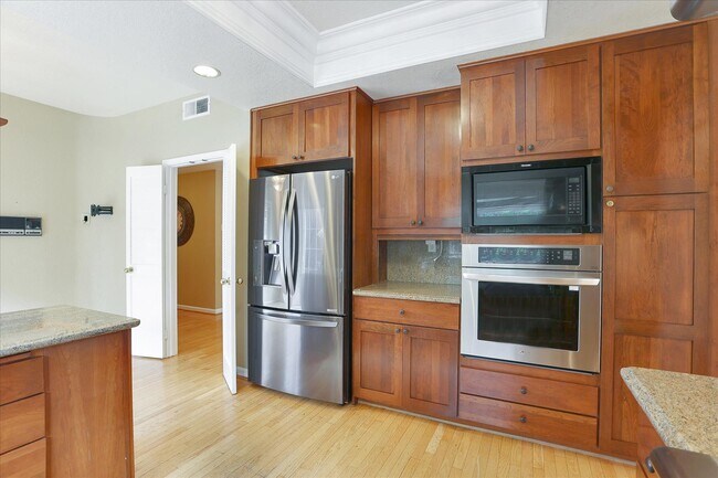 Foto del edificio - 1303 Quail Creek Cir