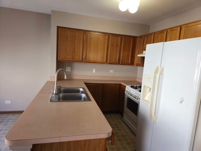 Building Photo - 2260 Dawson Ln