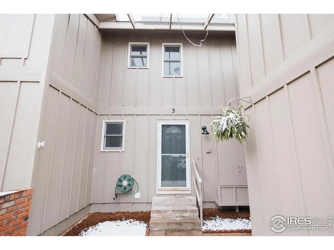 Building Photo - 3025 Regatta Ln