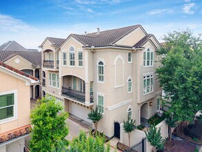 Building Photo - 5507 Val Verde St