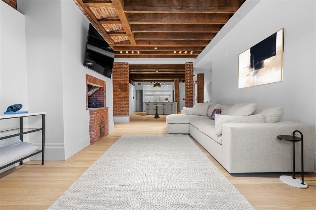 Foto principal - 320 Tappan St
