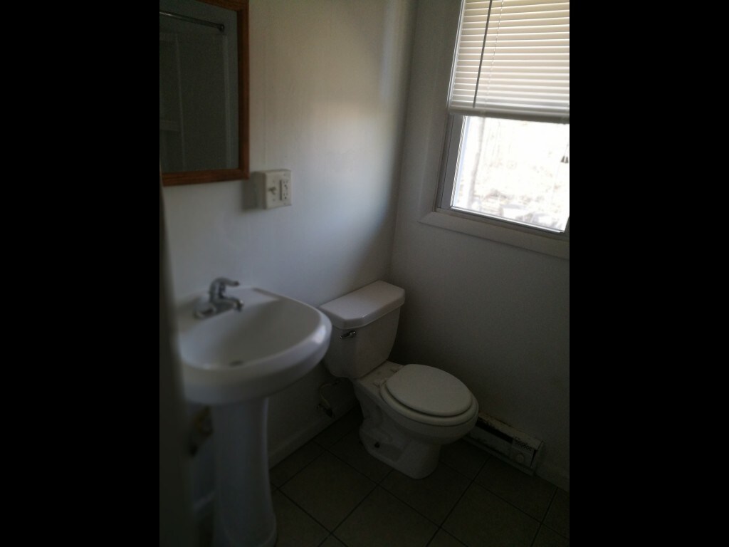 Woods Edge Apartments 264 Mount Hope Rd Mansfield Center, CT