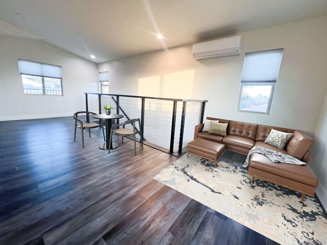 Primary Photo - 1288 Otono St