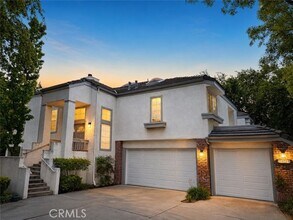 Building Photo - 24422 Hampton Dr