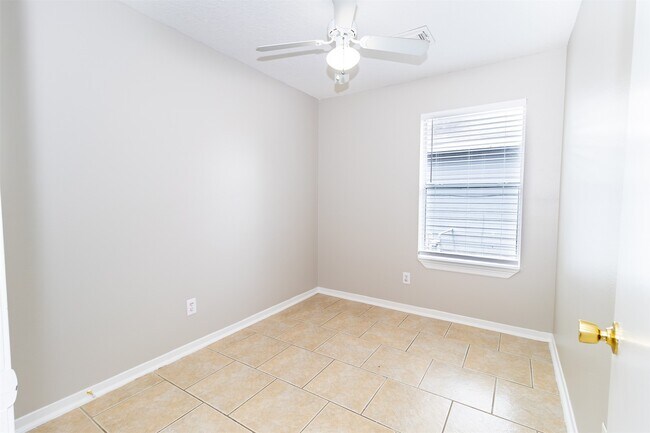 Foto del edificio - 15406 Apple Bloom Way